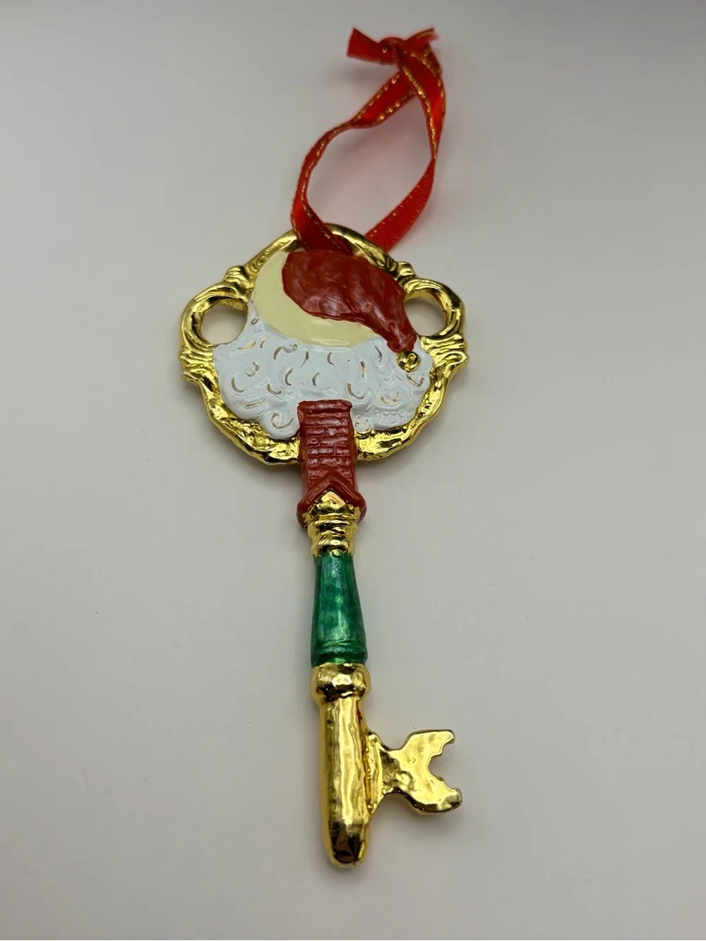Santa's Magic Key Ornament, Holiday Tradition for Homes without a Chimney, 4.75”